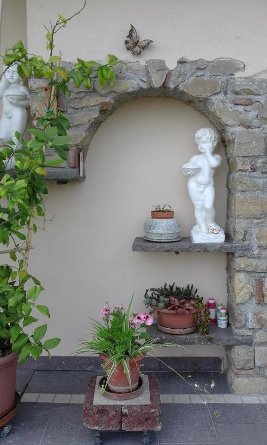 Ca' Pietra Di Nonno Pietro Bed & Breakfast Gavardo Exterior photo
