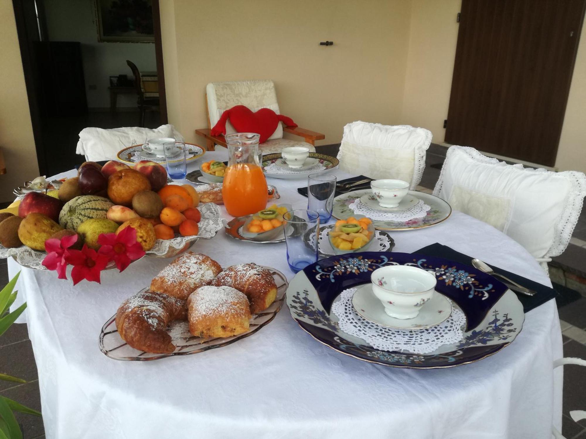 Ca' Pietra Di Nonno Pietro Bed & Breakfast Gavardo Exterior photo